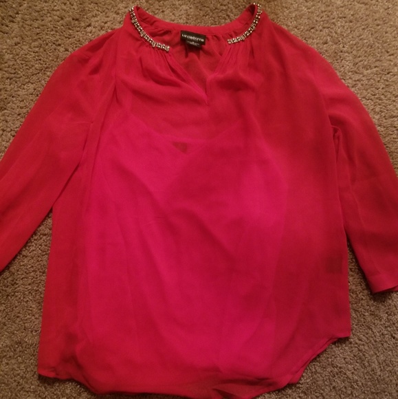 Red Top - Picture 1 of 2